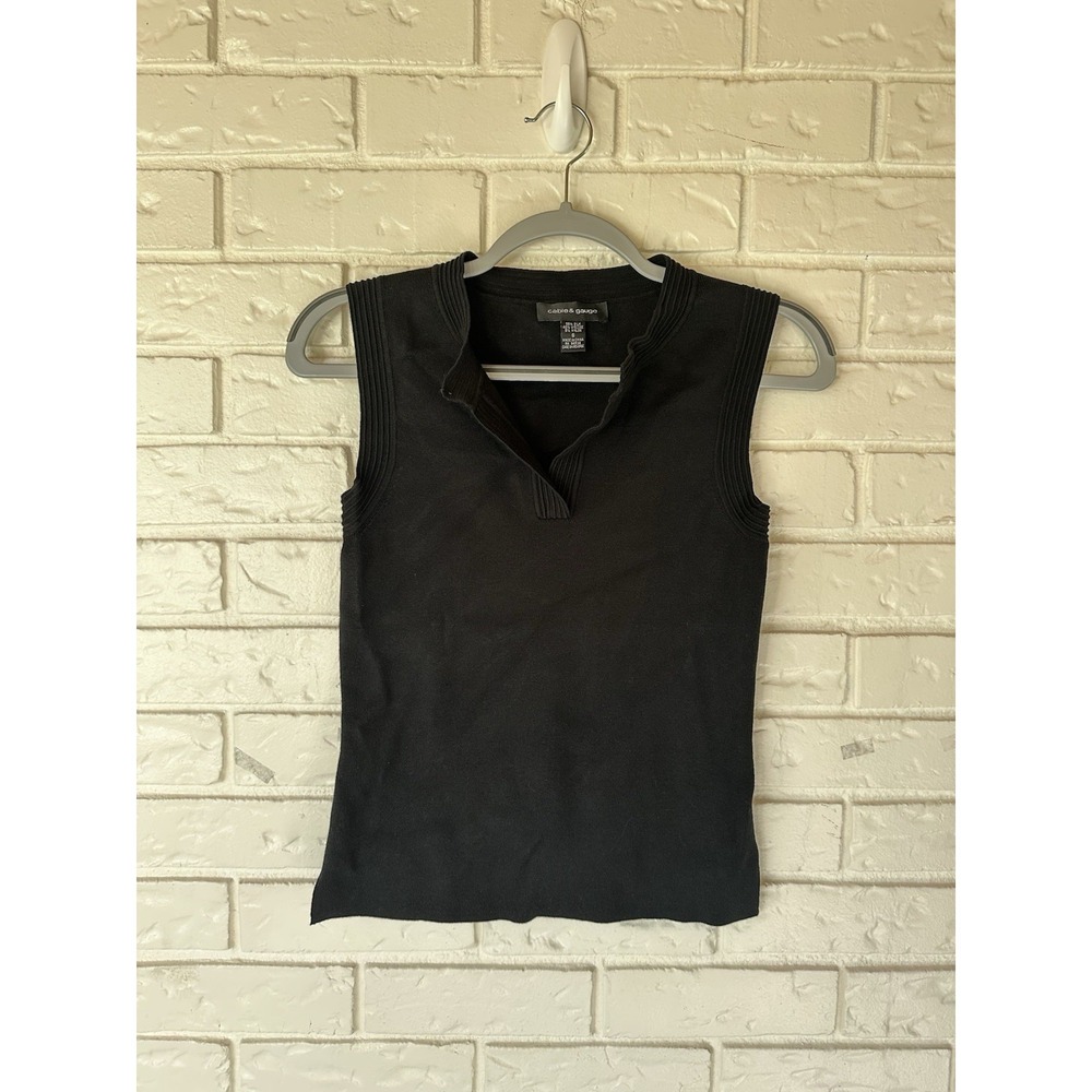 Cable And Gauge Women's Black V-Neck Tank Size S Monica Geller Inspired
